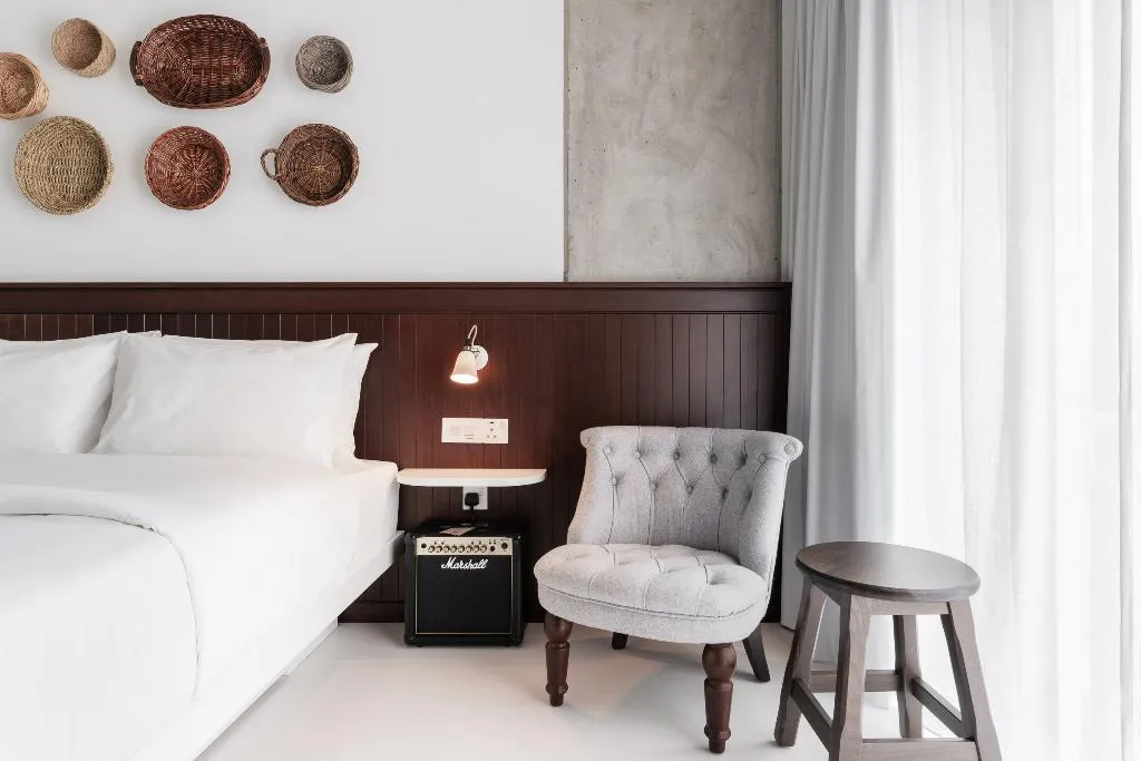 Double or Twin RUN OF HOUSE Room, Ruby Molly Hotel Dublin by IHG, Dublin