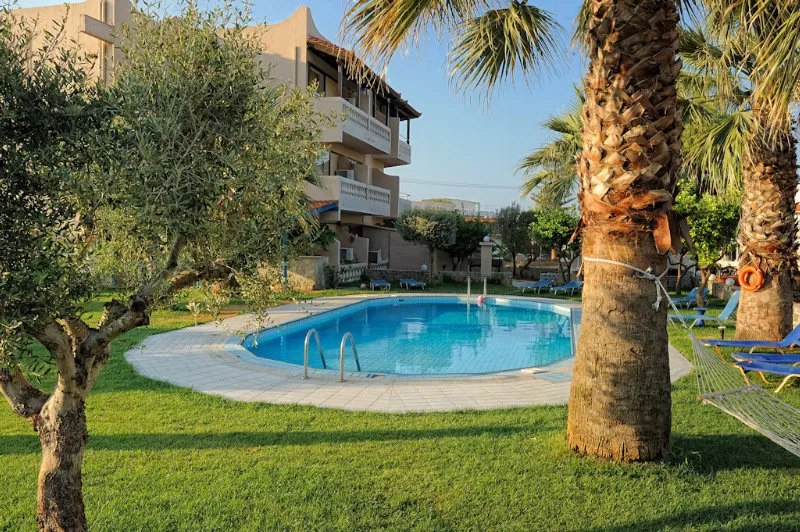 Pool, Aggelo, Crete