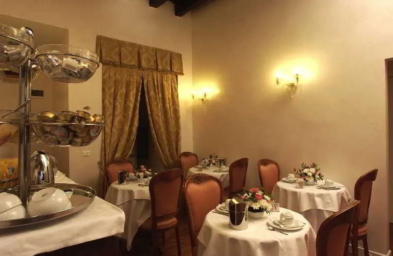 Restaurant, Hotel Locanda Canal, Venice