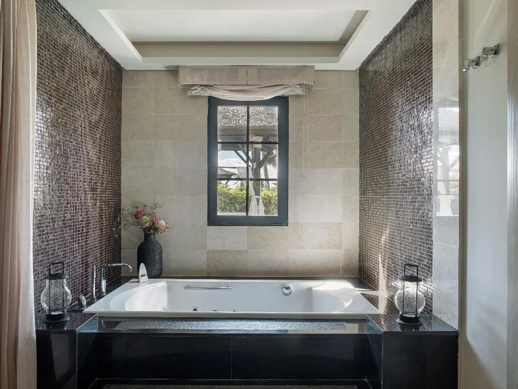 VILLA WITH PRIVATE POOL Room, Gran Melia Palacio de Isora, Tenerife