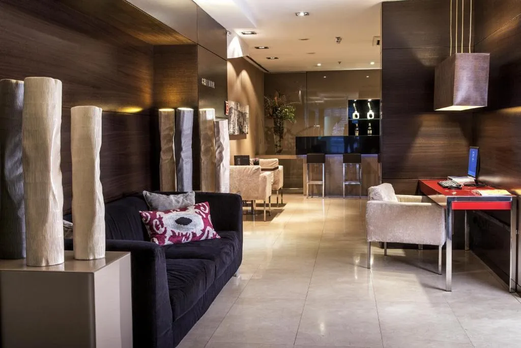 Lobby, Zenit Barcelona, Barcelona