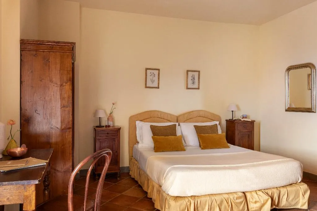 JUNIOR SUITE STANDARD Room, Villa San Filippo, Florence