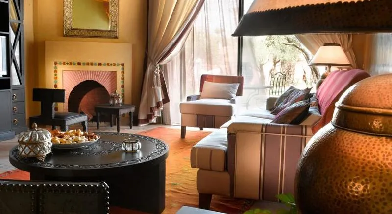 APARTMENT CAPACITY 6 THREE BEDROOM Room, Palmeraie Village, Marrakech