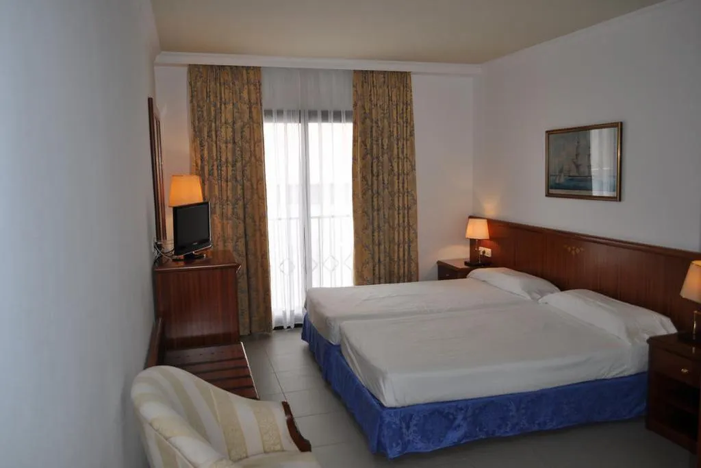 DOUBLE STANDARD Room, Hostal Vila del Mar, Costa Brava