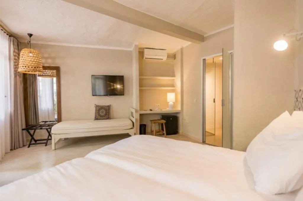 TRIPLE STANDARD Room, Marble Hotel Stella Maris, Ibiza