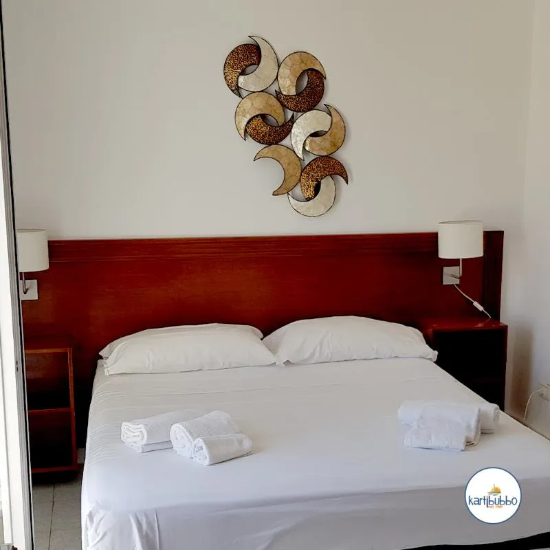 APARTMENT CAPACITY 4 Room, Kartibubbo Beach Resort, Palermo