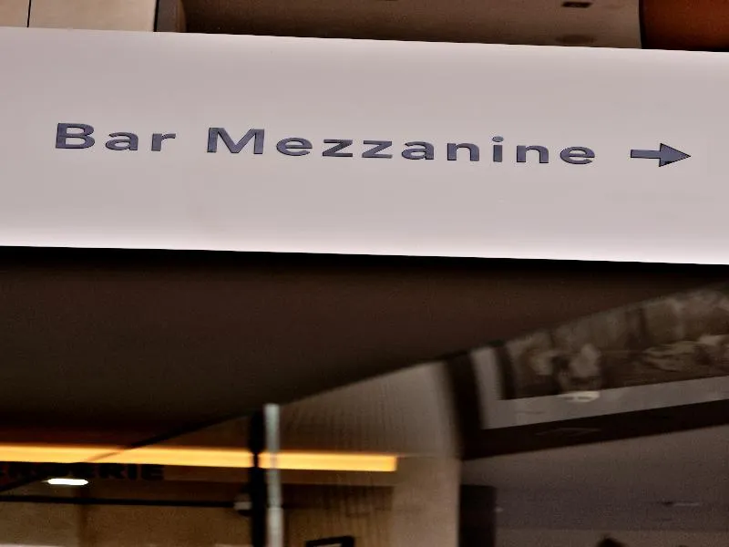 Bar, Kenzi Sidi Maarouf Hotel, Casablanca