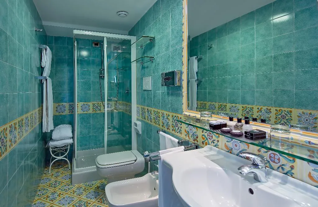 Double or Twin SEA VIEW WITH BALCONY Room, Punta Molino Beach Resort & SPA, Naples