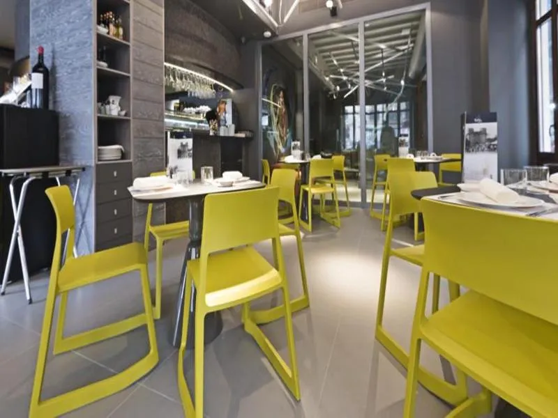 Restaurant, Myr Plaza Mercado & Spa, Valencia