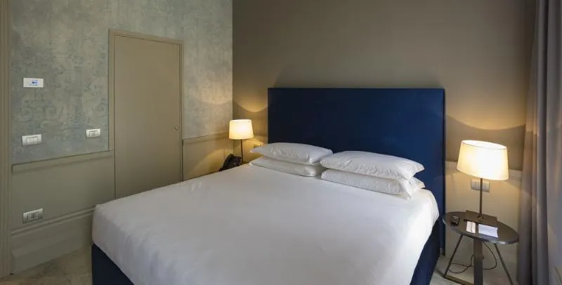 Room, Palazzo Cornalia, Milan