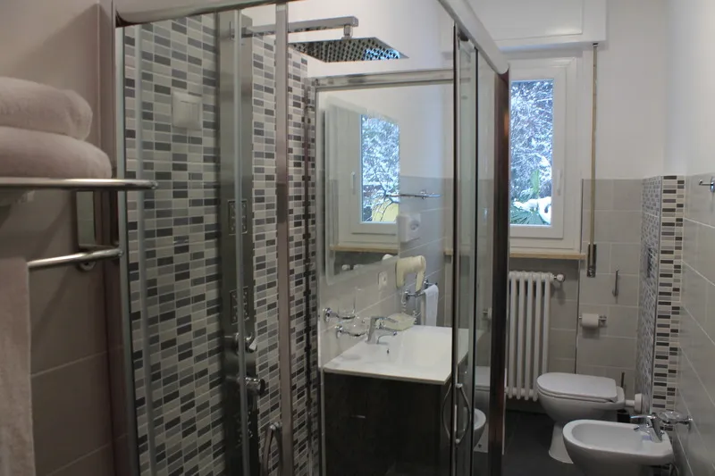 QUADRUPLE STANDARD Room, Albergo Paradiso, Milan