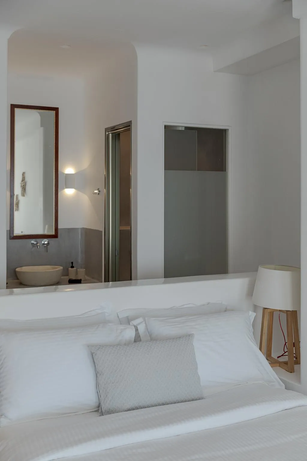 SUITE WITH JACUZZI Room, Afroessa Hotel, Santorini