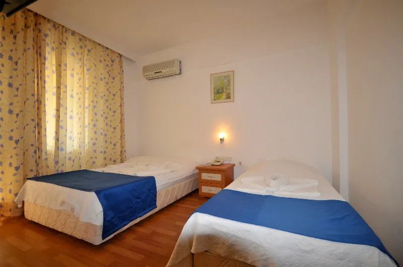 Room, Villamar, Dalaman