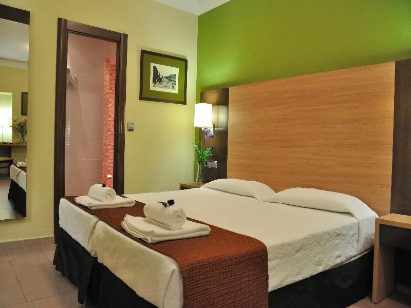 Room, Ballesta, Madrid