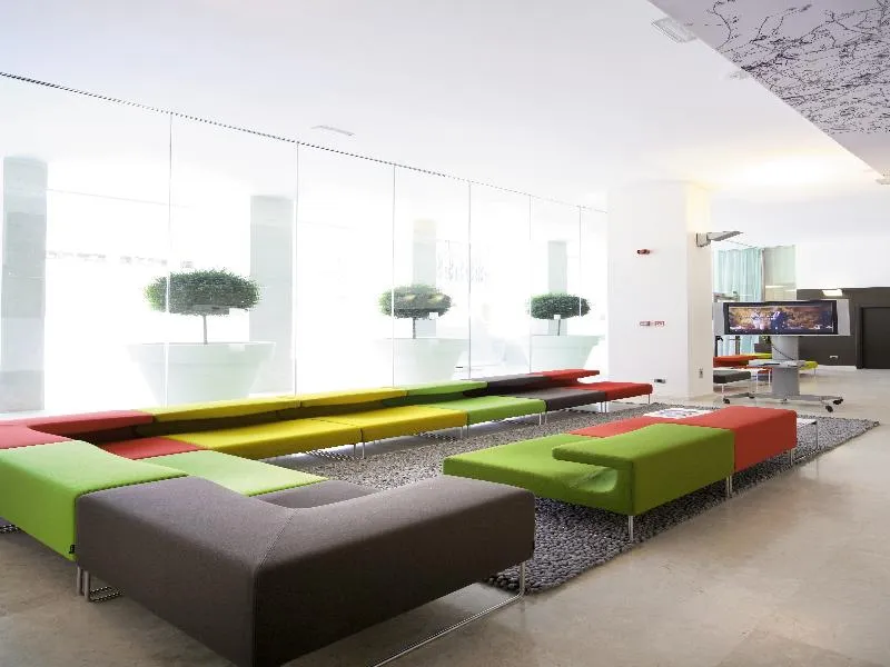 Lobby, Occidental Madrid Este, Madrid