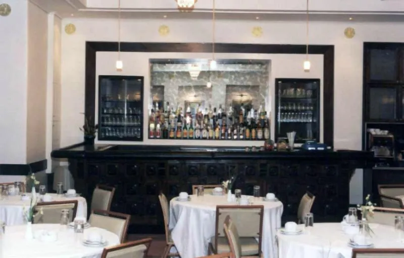 Bar, Sparta Inn, Athens