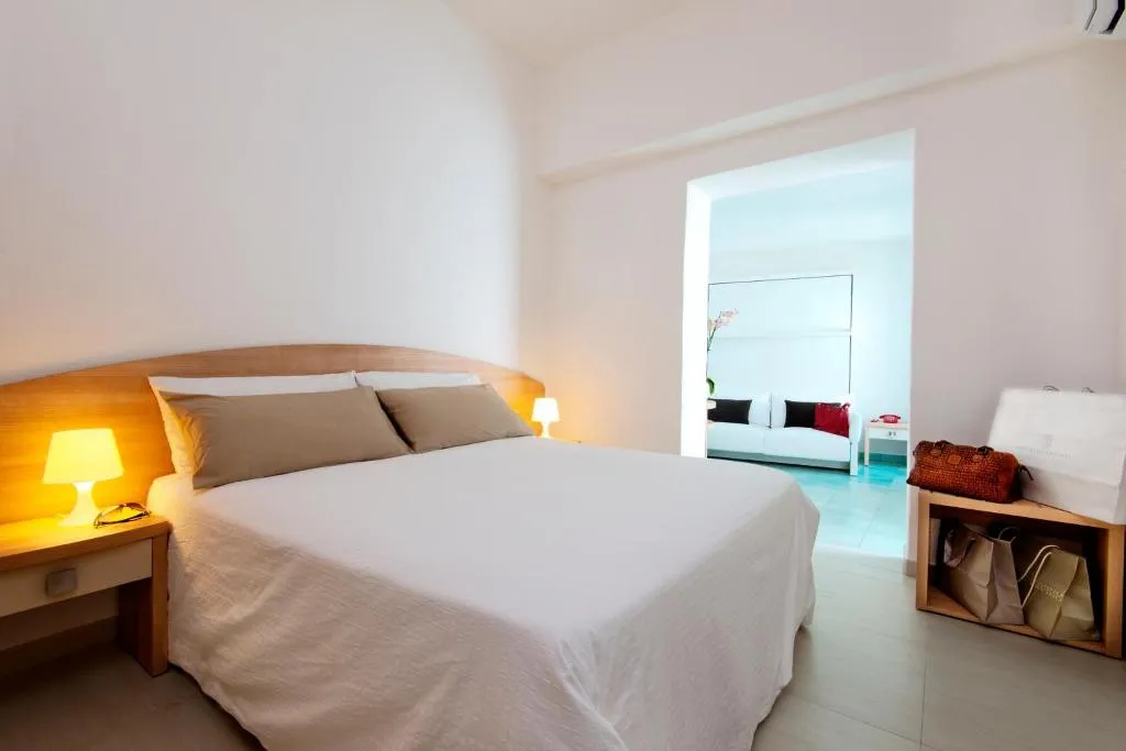 QUADRUPLE STANDARD Room, San Francesco, Naples