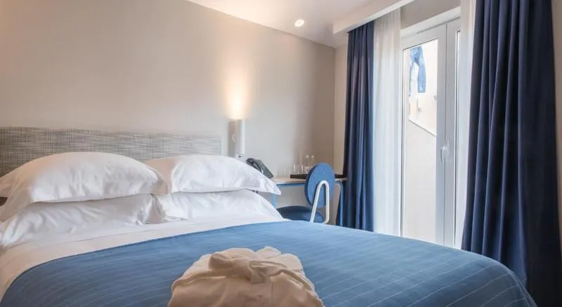 Room, The Editory House Ribeira Hotel, Porto