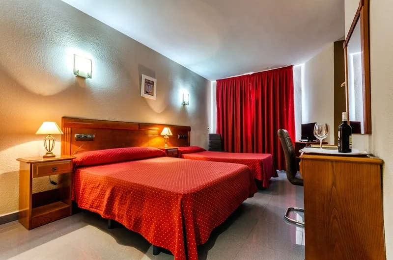 TRIPLE STANDARD Room, Valdemoro, Madrid