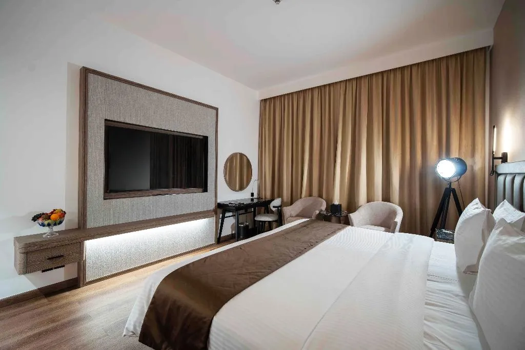 DOUBLE PREMIUM Room, Copthorne Hotel Sharjah, Dubai