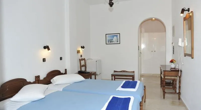 Room, Proteas Hotel, Santorini