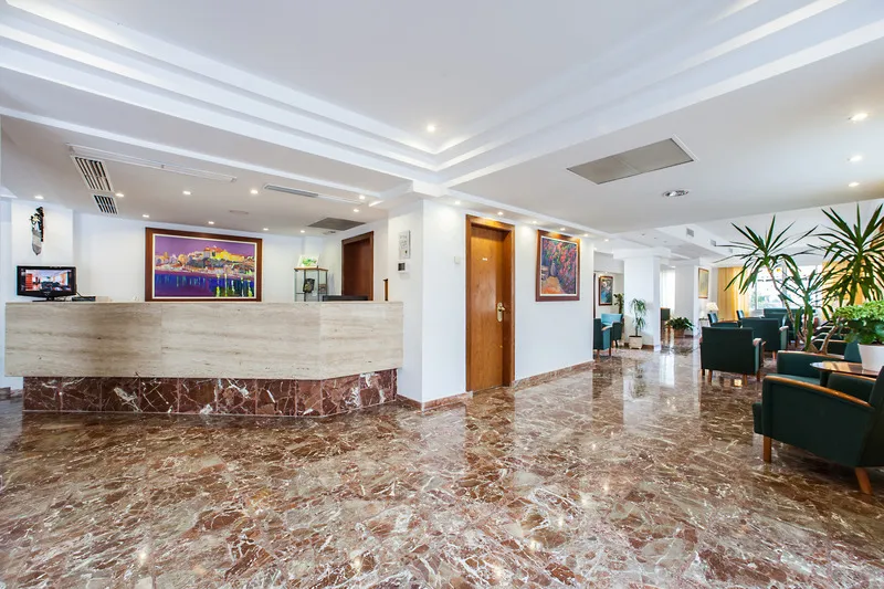Lobby, Sant Jordi, Majorca