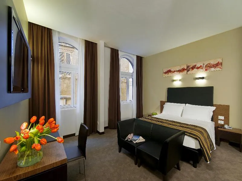 QUADRUPLE STANDARD Room, Hotel Rinascimento, Rome