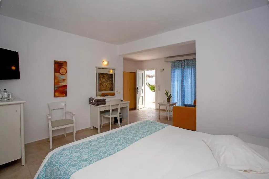 FAMILY ROOM STANDARD Room, Yiannaki, Mykonos