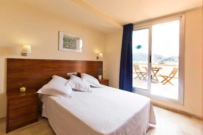 Room, Turissa, Costa Brava