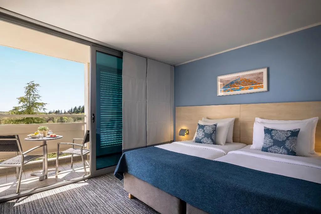 Double or Twin SUPERIOR WITH BALCONY Room, Valamar Diamant Hotel, Istria