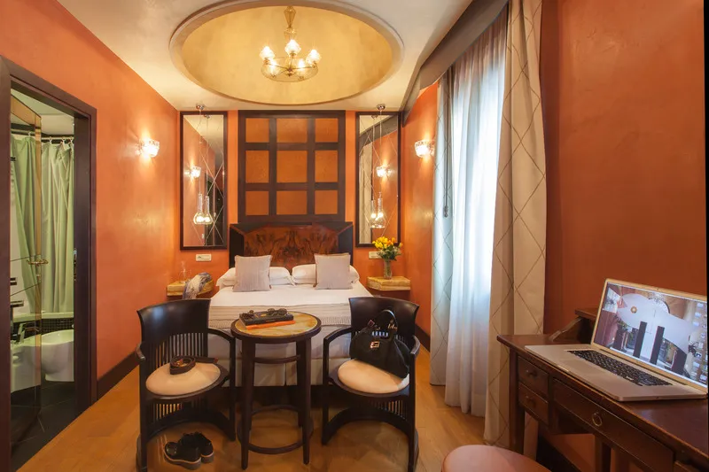 TRIPLE STANDARD Room, Saturnia & International, Venice