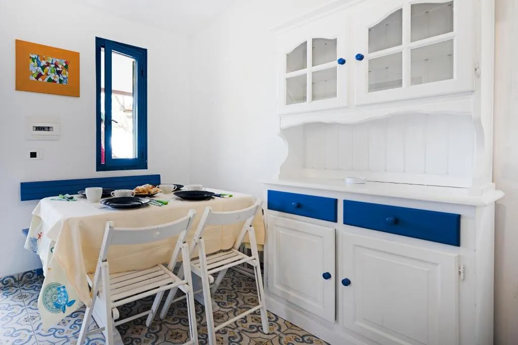 BUNGALOW TWO BEDROOMS Room, Marina del Cantone Chalet, Naples