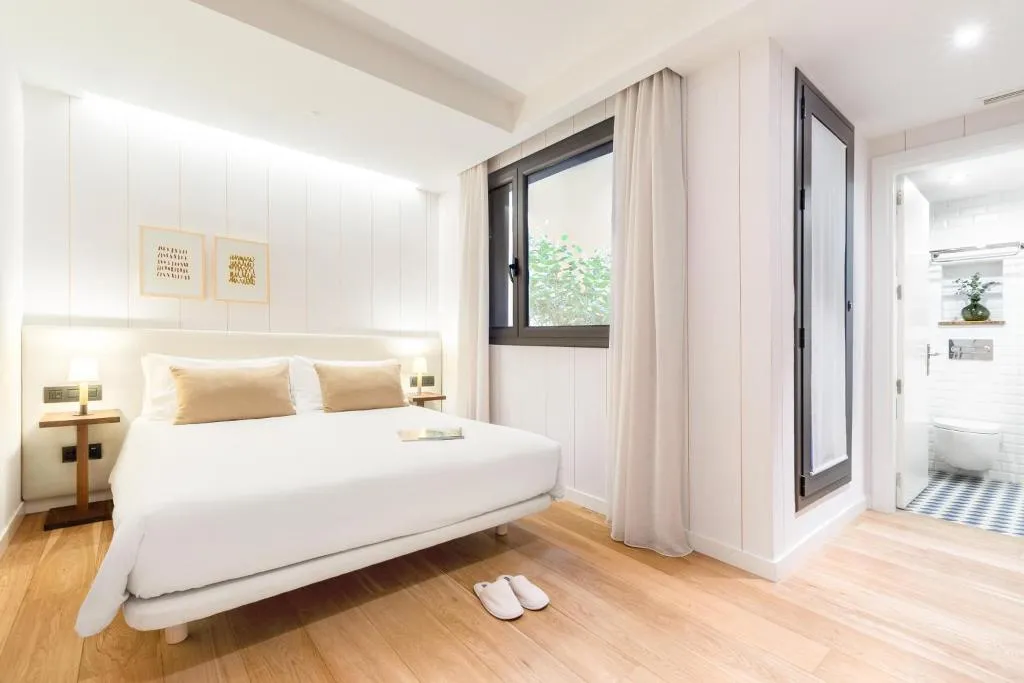 Double or Twin STANDARD Room, Casa Bella Gracia, Barcelona