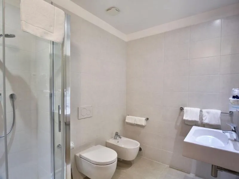 General view, Albergo Centrale, Milan