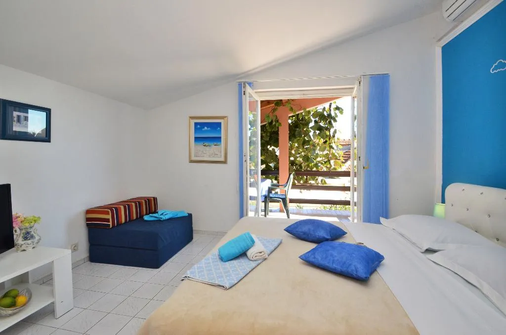 APARTMENT SEA VIEW WITH BALCONY Room, LaidBack Apartments, Dubrovnik
