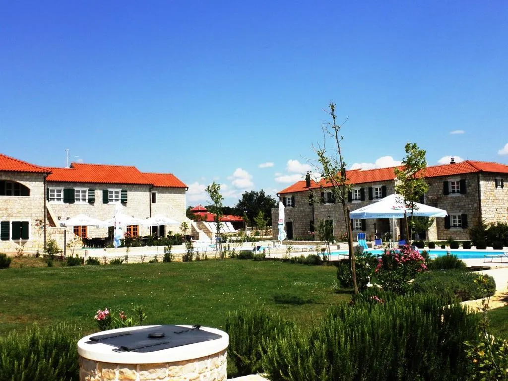 General view, Pansion Skelin, Split