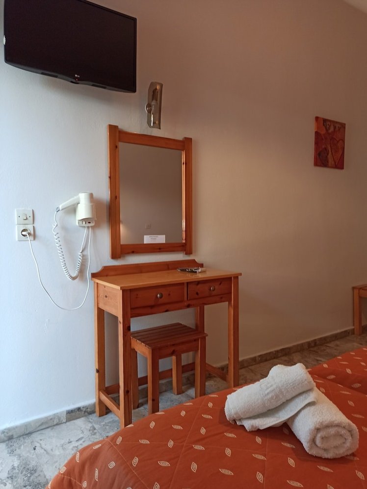 Dionisos Apartments, Corfu