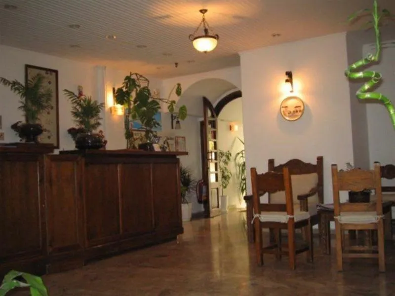 Lobby, Doxa, Crete
