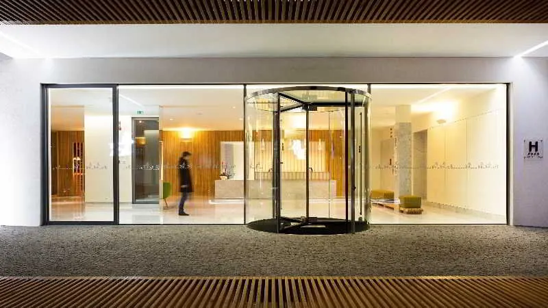 Lobby, Minho, Porto