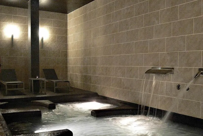 Sports and Entertainment, Axel Hotel Barcelona & Urban Spa, Barcelona