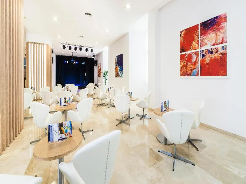 Bar, Globales Lord Nelson, Menorca