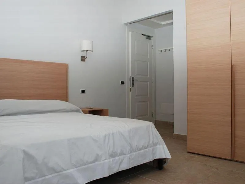 DOUBLE SINGLE USE STANDARD Room, La Dimora dei Borboni, Naples