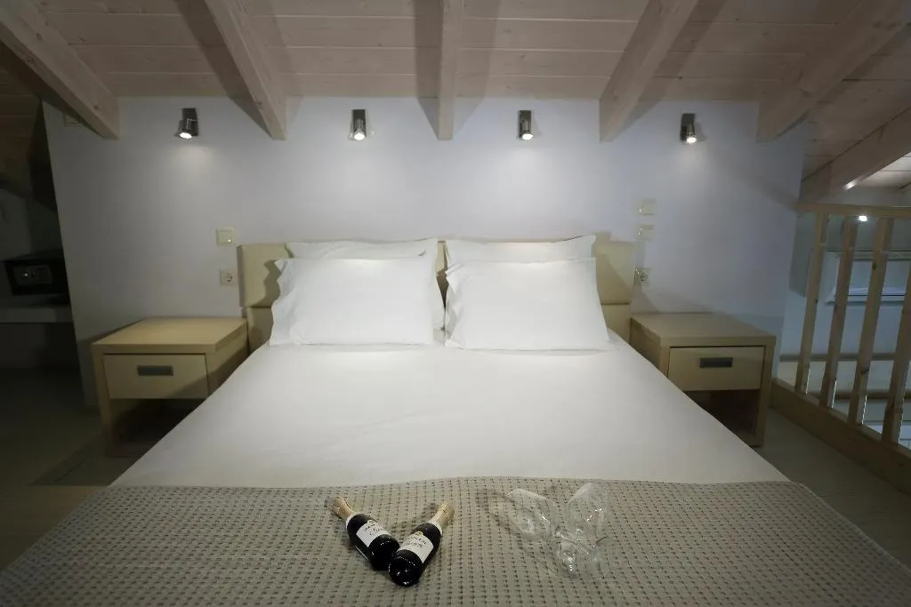 SUITE POOL VIEW Room, Kavos Plaza, Corfu