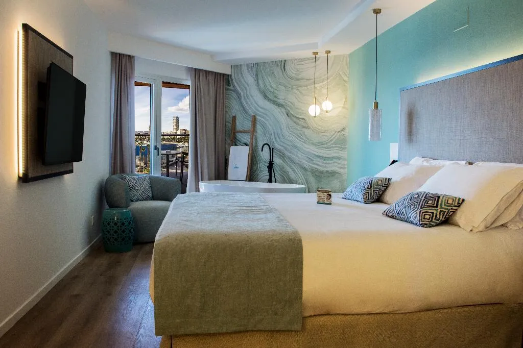 JUNIOR SUITE HARBOUR VIEW Room, Suit d M correct code to use 3695, Costa Blanca