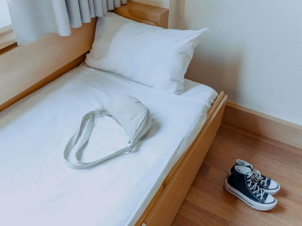 DOUBLE WITH DOUBLE BED Room, Ibis Barcelona Pza Glories 22, Barcelona