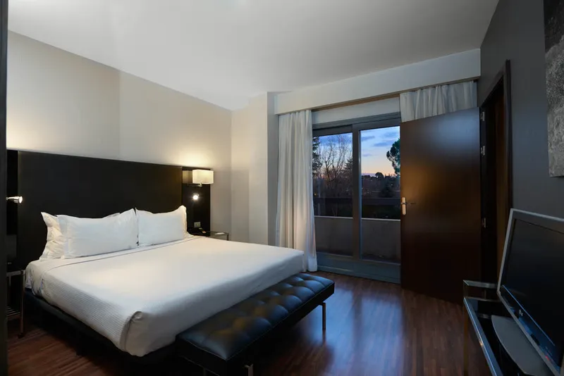 SUITE STANDARD Room, Eurostars Monte Real, Madrid