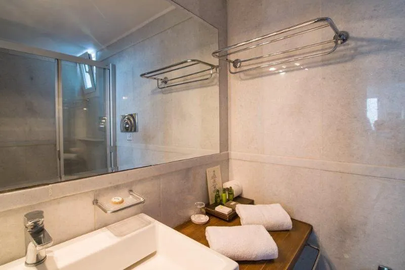 SINGLE STANDARD Room, Antinea Hotel Suites and spa, Santorini