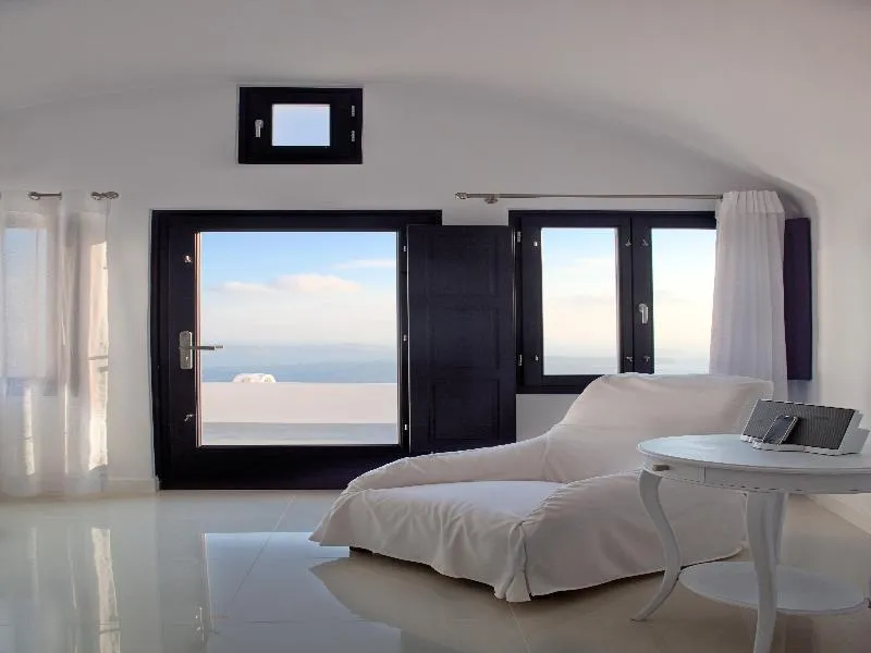 JUNIOR SUITE SEA VIEW Room, Katikies Chromata Santorini - The Leading Hotels, Santorini