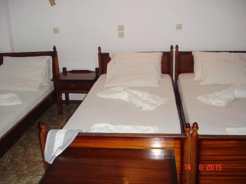 TRIPLE STANDARD Room, Cohyli, Samos