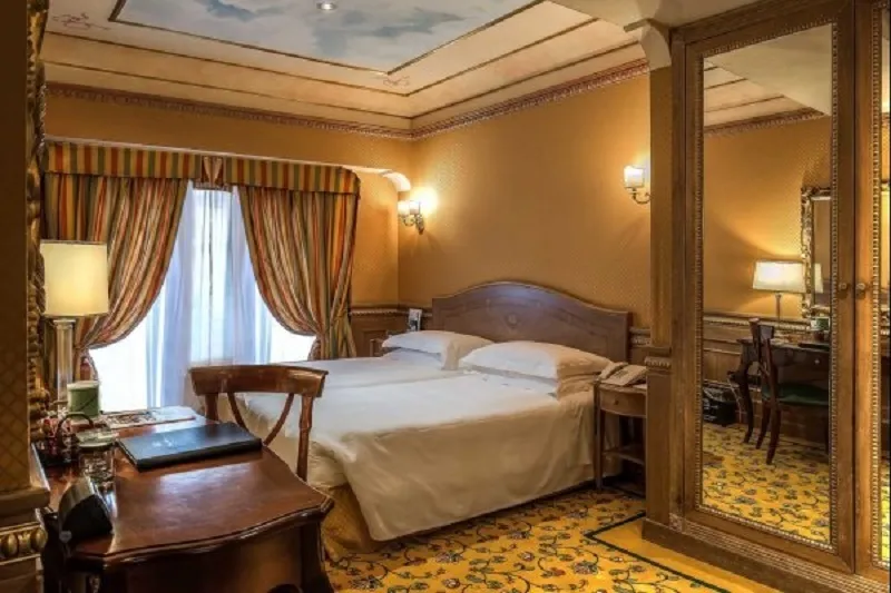 Double or Twin SUPERIOR Room, River Palace Hotel, Rome